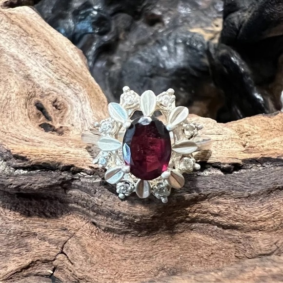 NV Red Garnet Oval Halo Flower Ring Size 7 Sterling Silver Prong Set 925 - Picture 1 of 13